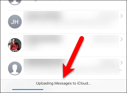 Ladda upp meddelanden till iCloud i iOS