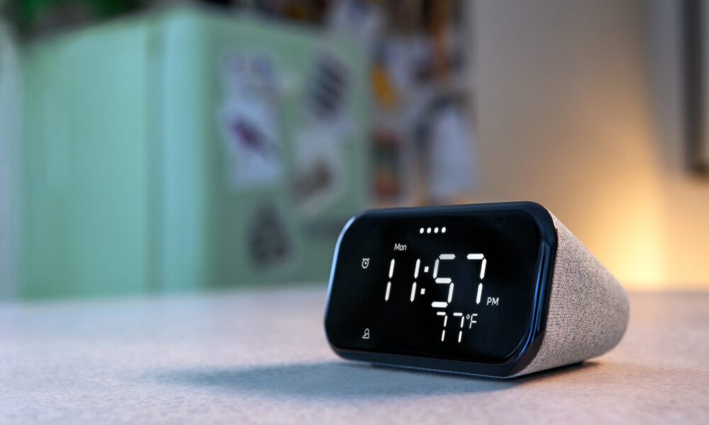 Lenovo Smart Clock Essential: $ 49 Google Assistant för sovrummet