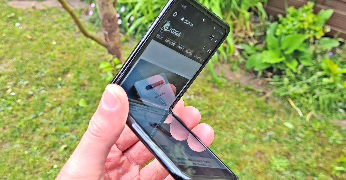 Samsung Galaxy Z Flip sjunker i pris: hopfällbar telefon redan 640 euro billigare