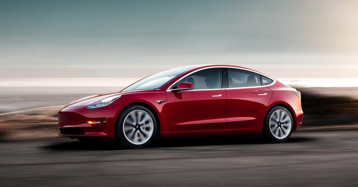 Tesla blir nervös: priserna på e-bilar sänks avsevärt