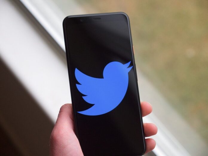 Twitter är på väg att uppgradera dina DM, vilket gör dem lättare att navigera
