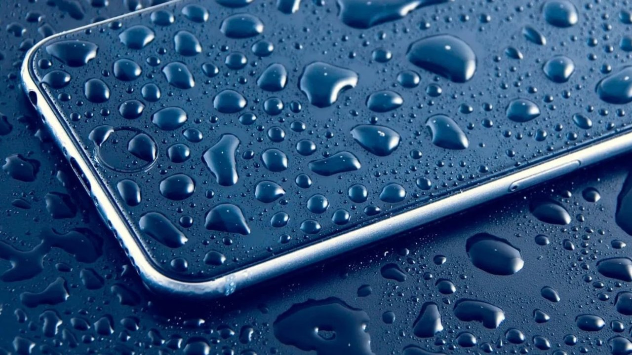 Grupptalan mot Apple: iPhone är inte vattentät